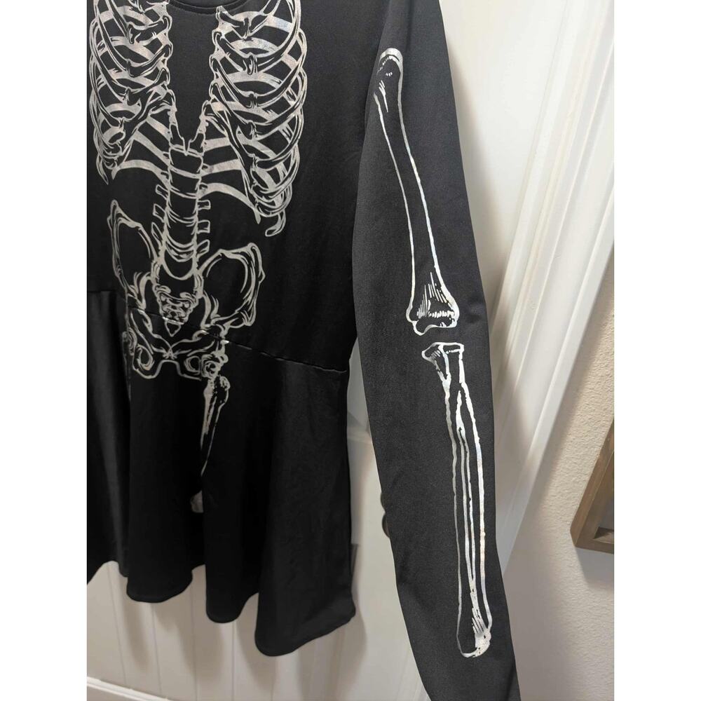 SPIRIT HALLOWEEN Skeleton Hooded Dress Costume Black/White Adult Size XL - Picture 2 of 8